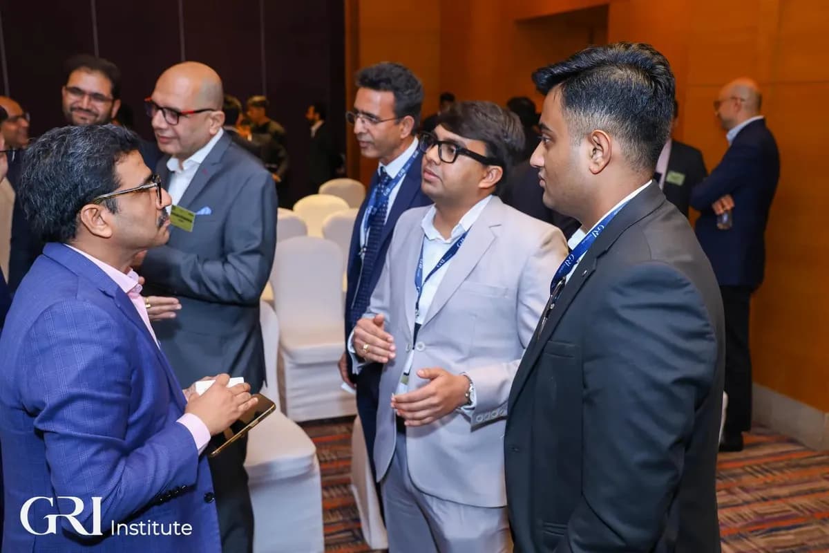 Arpit Sinojia meets Yotta Data Centers MD Sunil Gupta at GRI Data Center India 2026